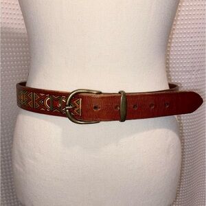 Women’s PIERO brown with hand painted carved Ethnic patterns leather belt‎ Sz 32